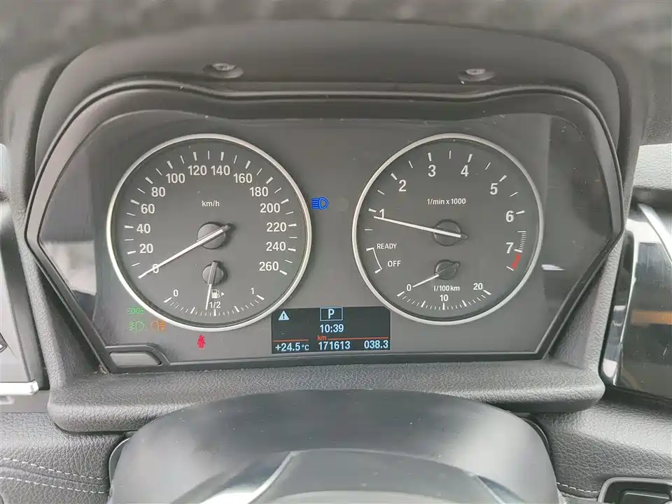 BMW 2 series station wagon