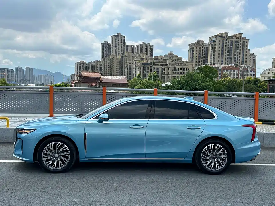 Hongqi H5