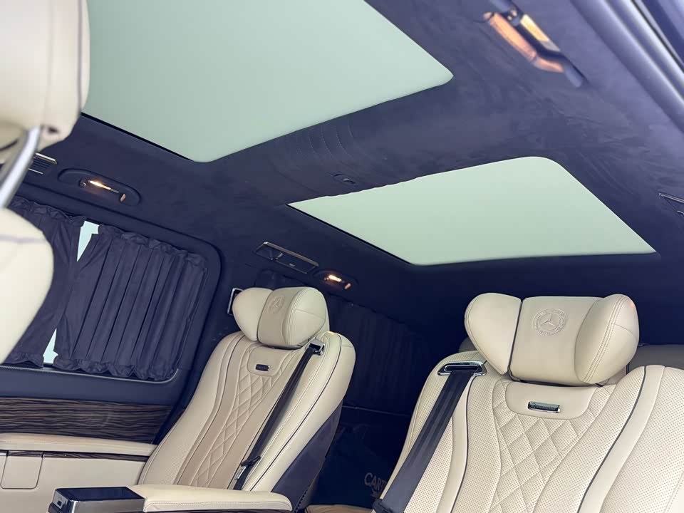 Mercedes-Benz V-class