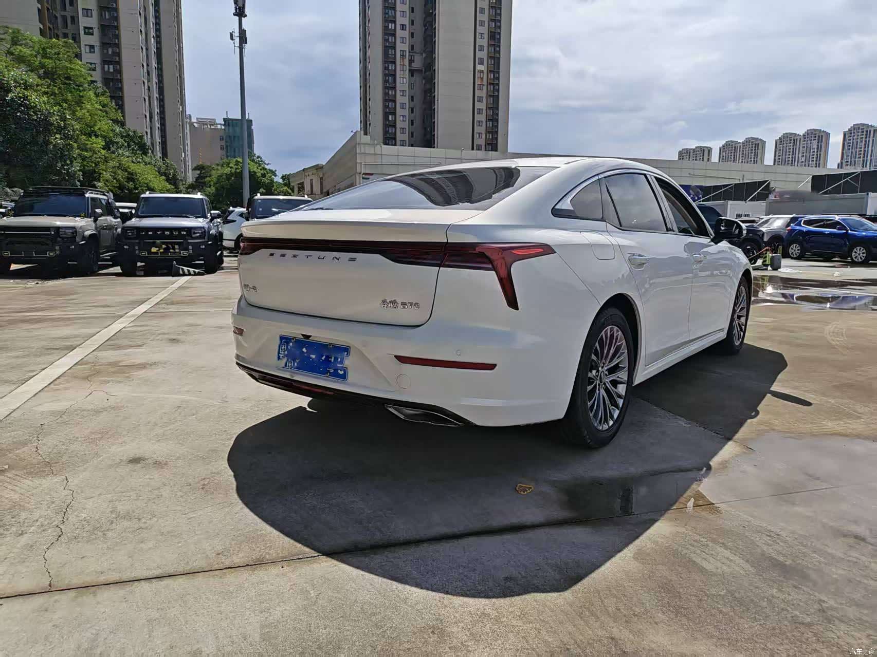 Bestune B70, 2022 15