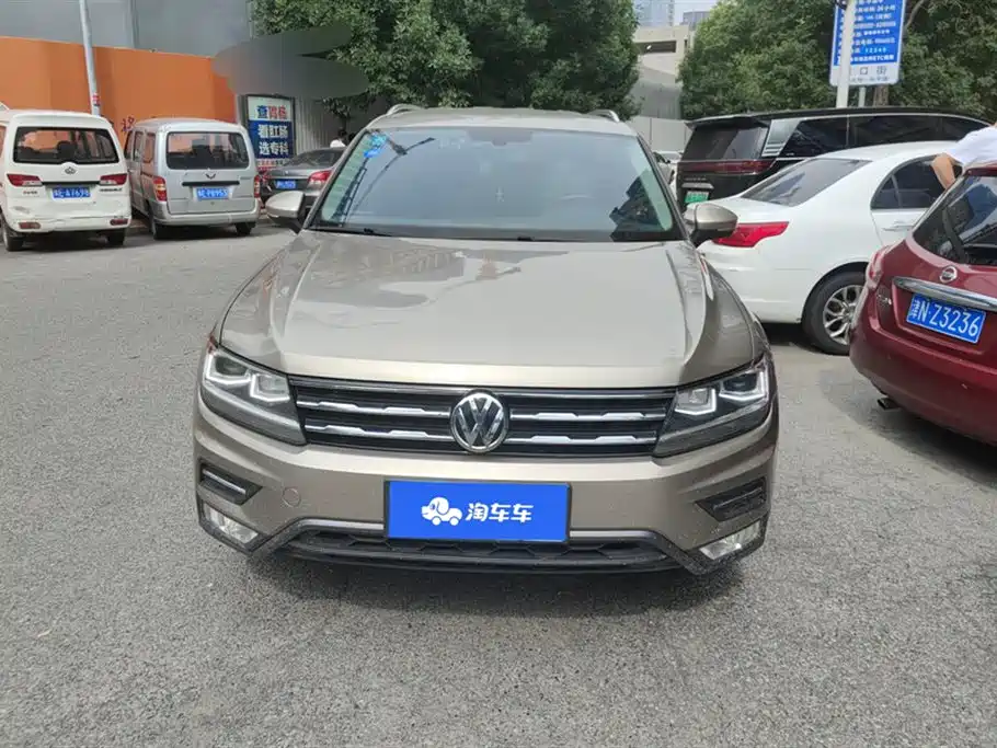 Volkswagen Tiguan L