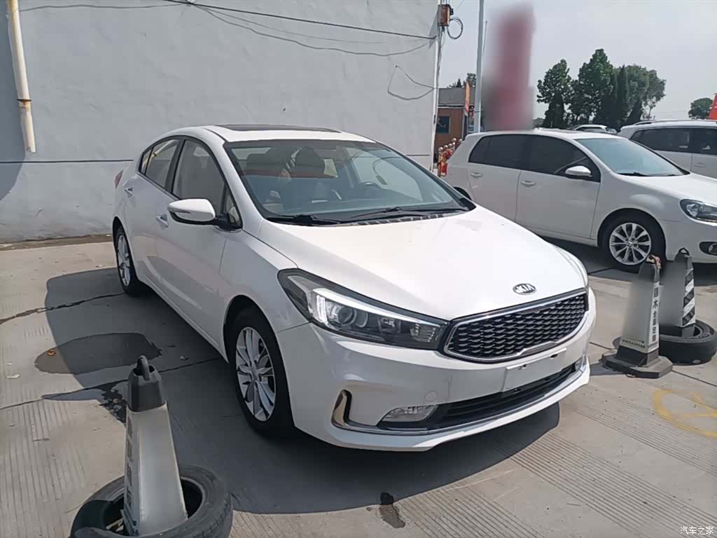 Kia K3, 2016 4