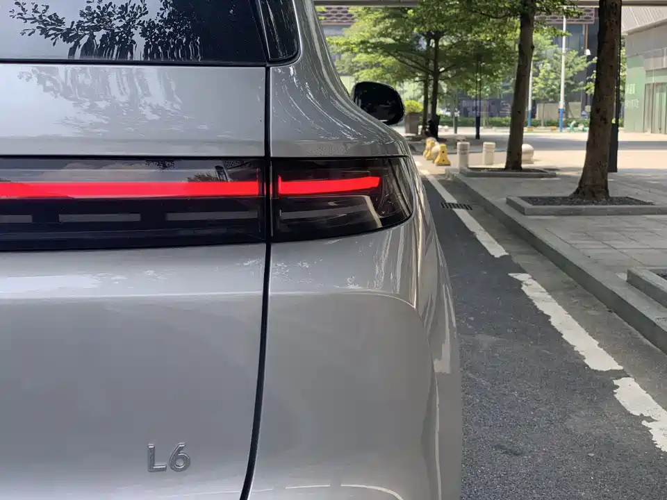 Li Auto Ideal L6