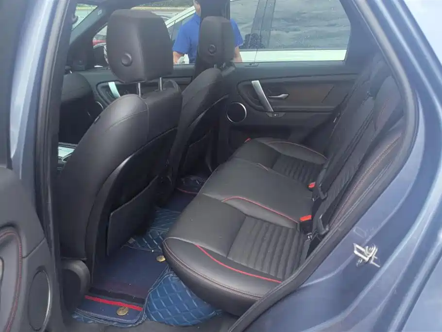 Land Rover Discover sports