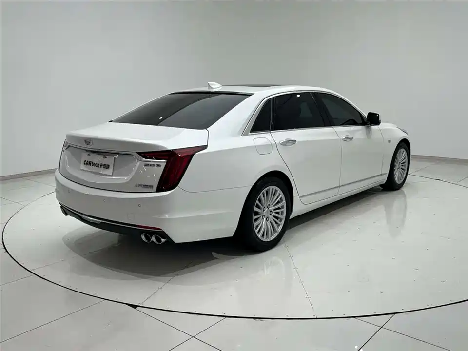 Cadillac CT6