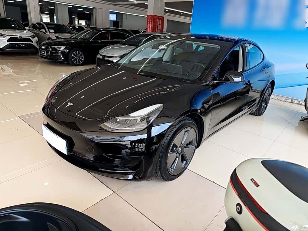 Tesla Model 3, 2023 2
