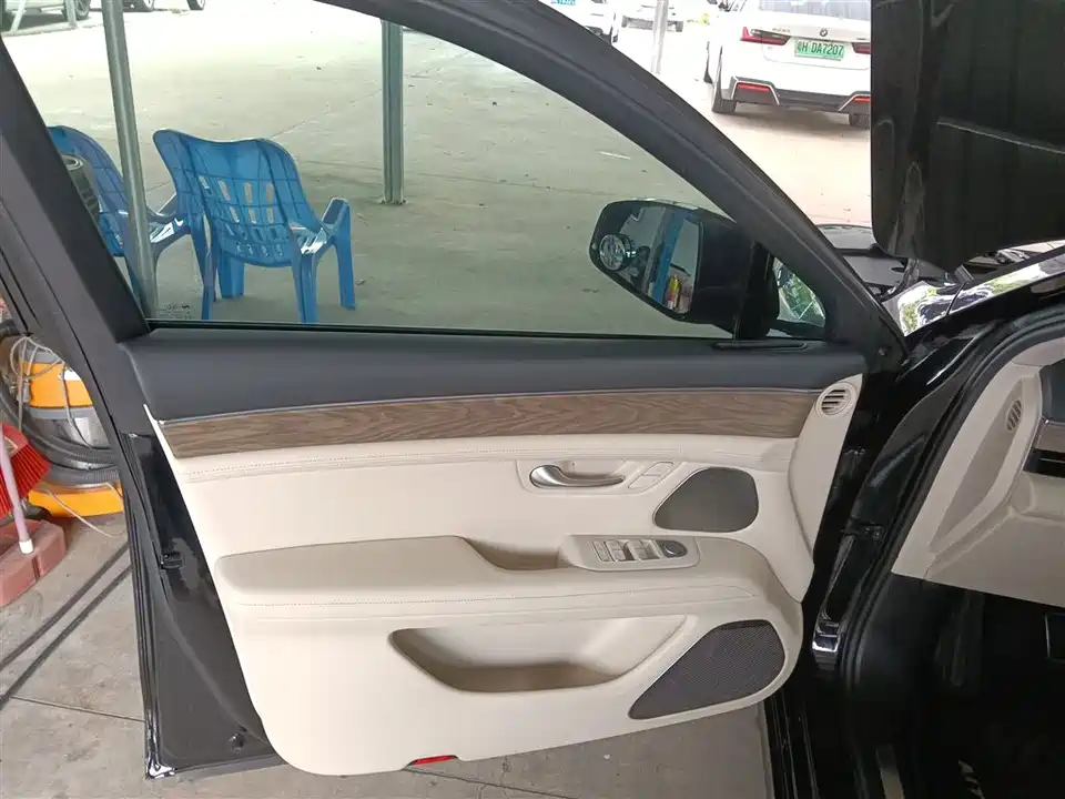 HarmonyOS Ask the world M5