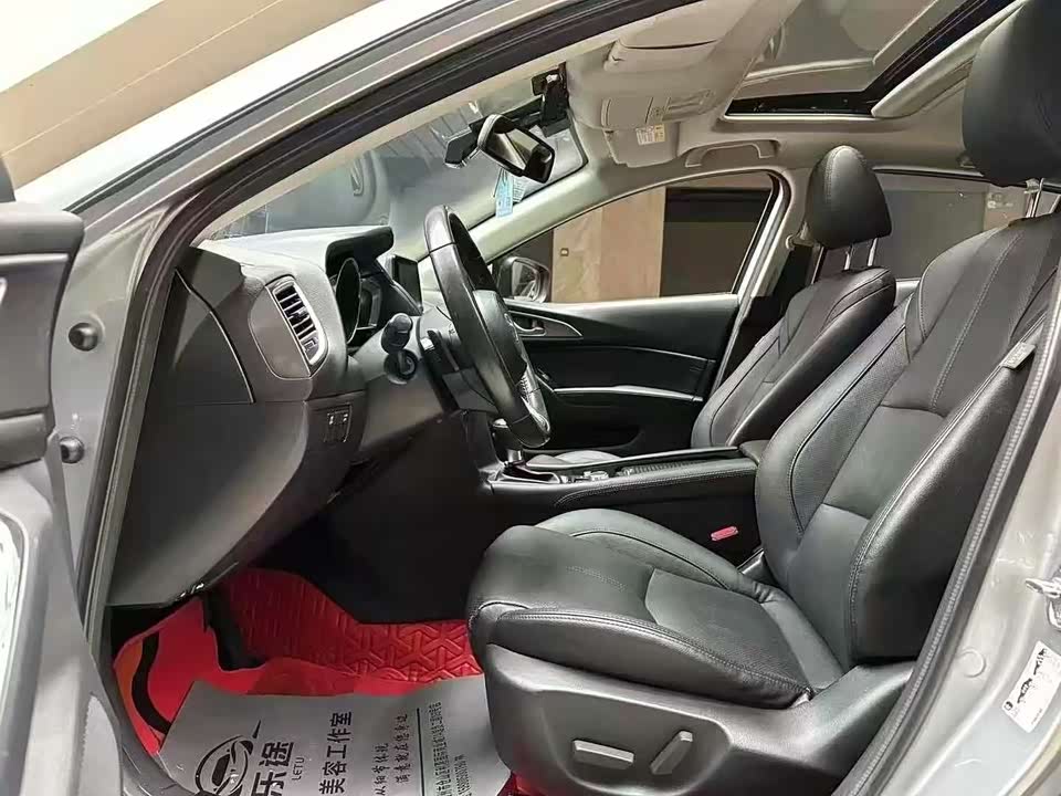 Mazda 3 Angkesaila Mazda 3 Angkesaila