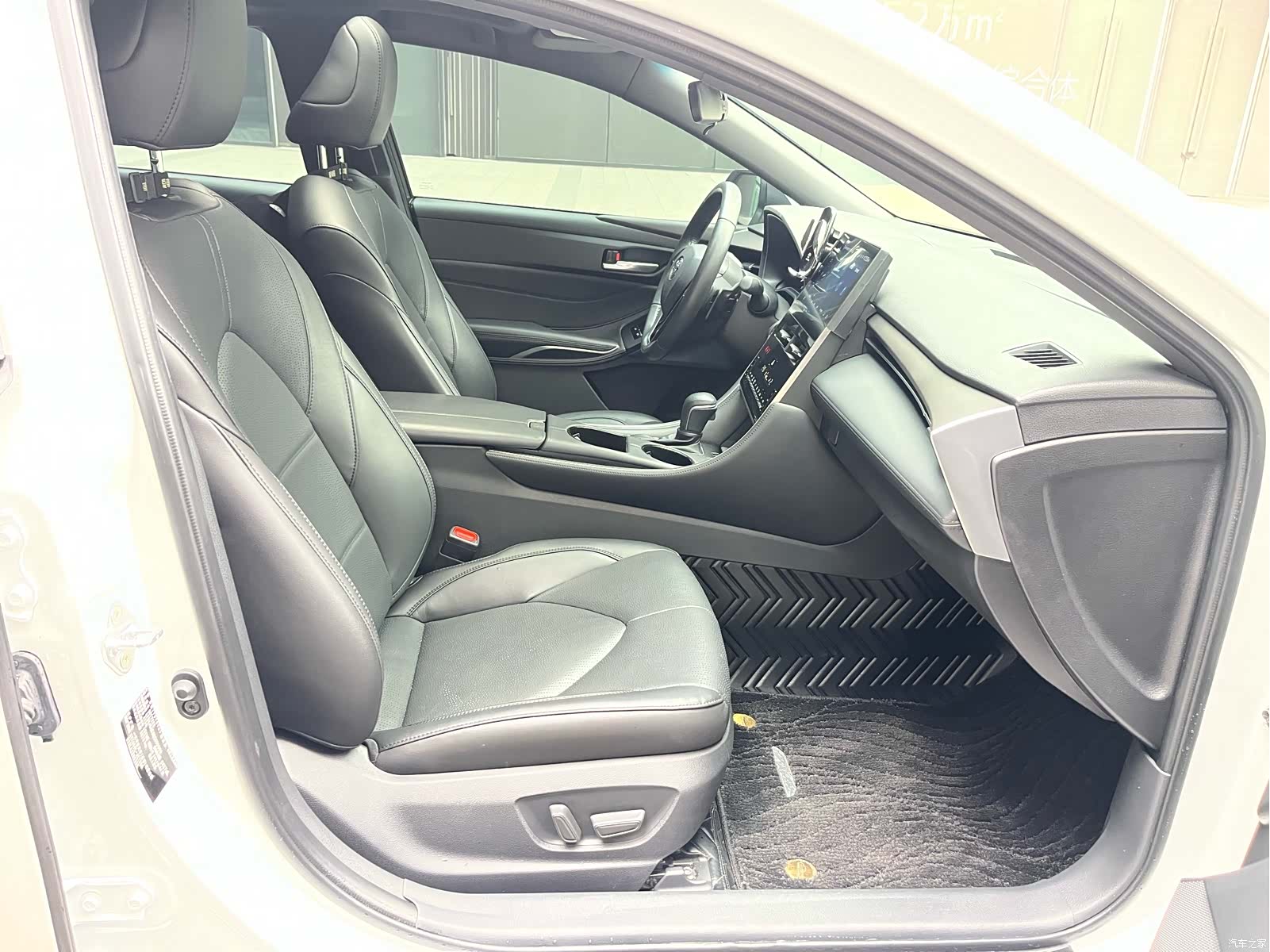Toyota Avalon, 2024 18