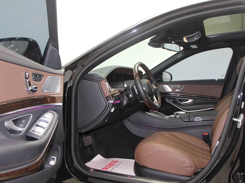 Mercedes-Benz Maybach S-class