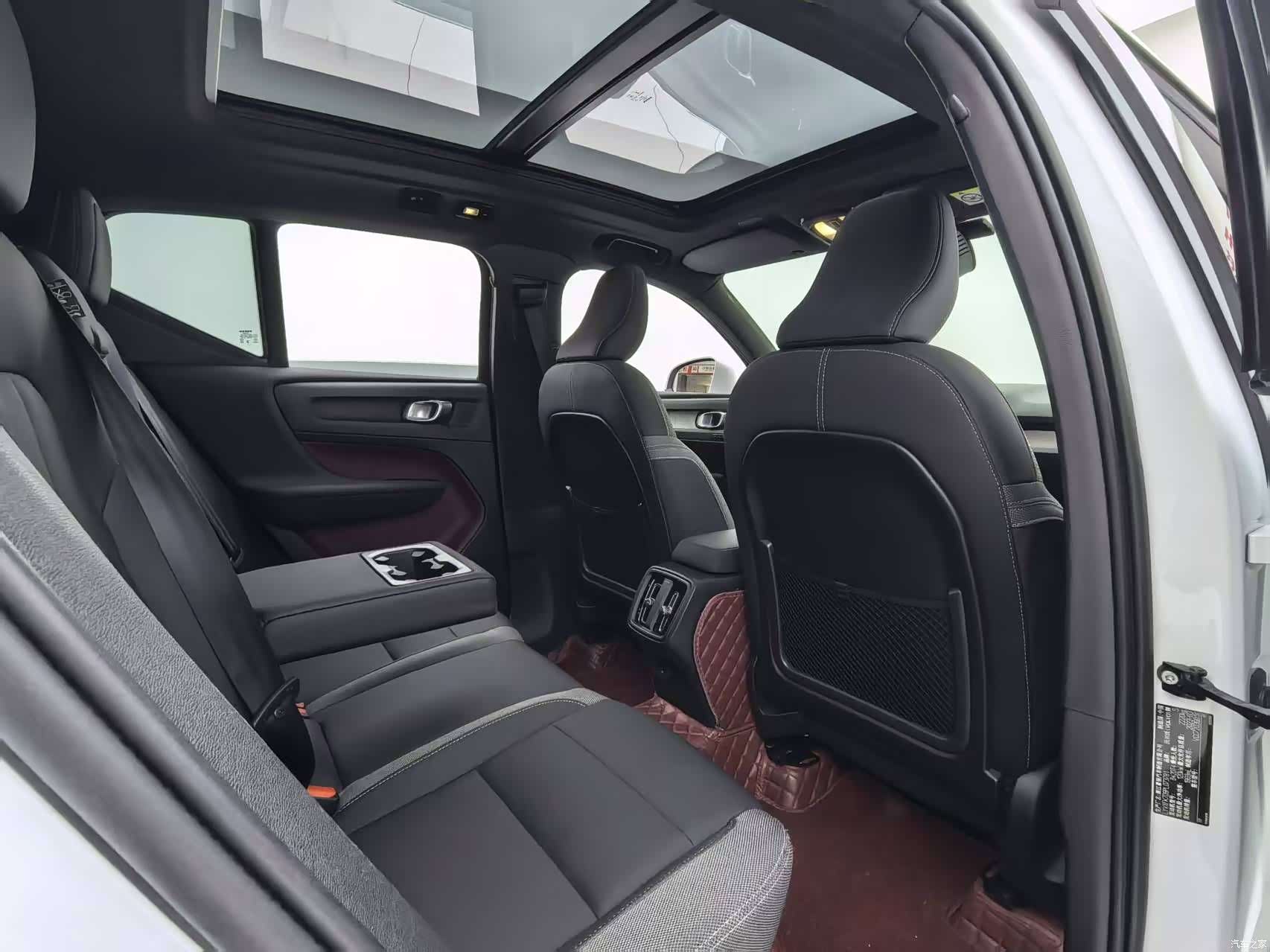 Volvo XC40, 2023 9