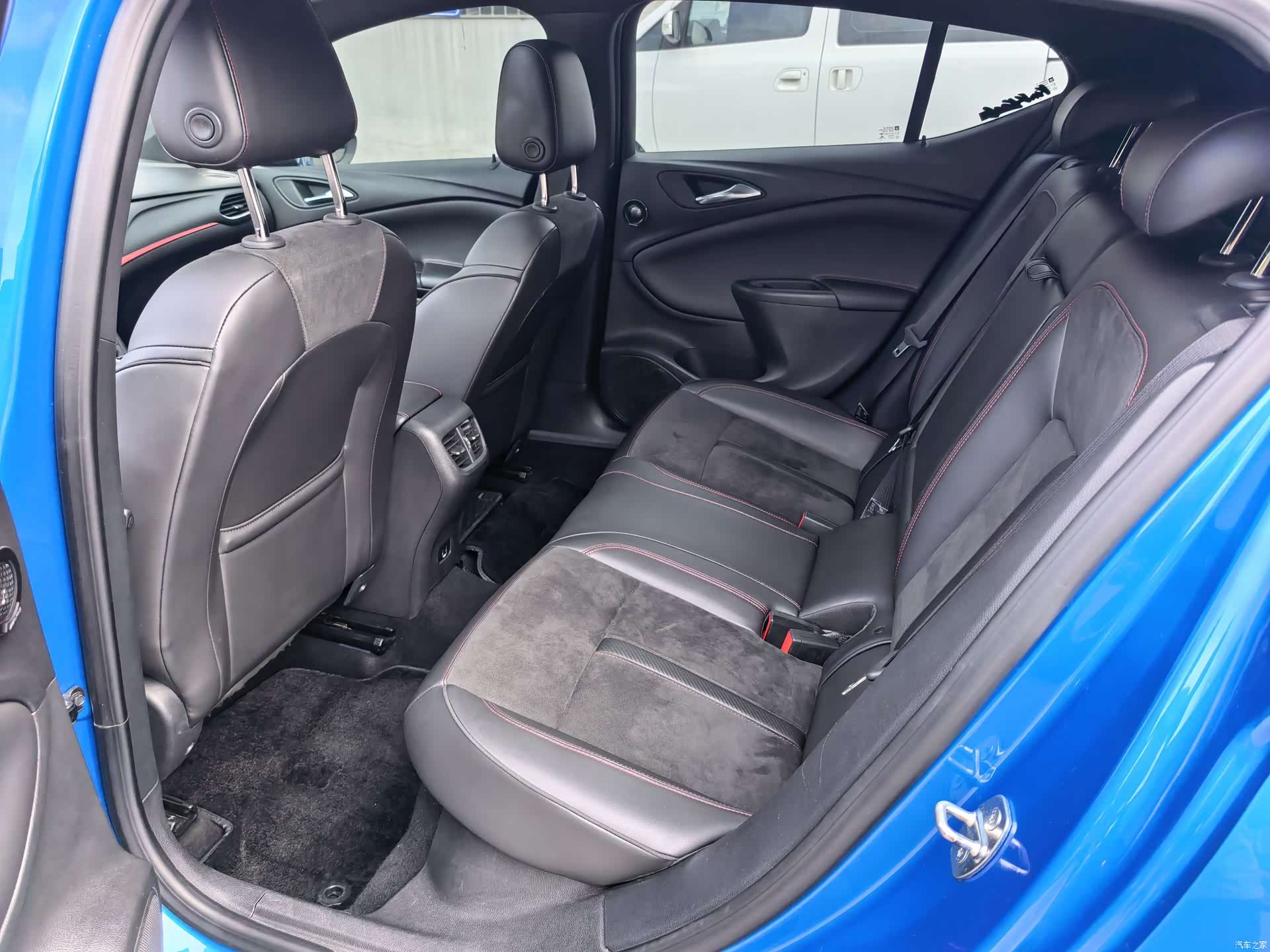 Buick Verano, 2017 9