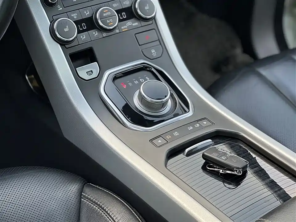 Land Rover Range Rover Aurora