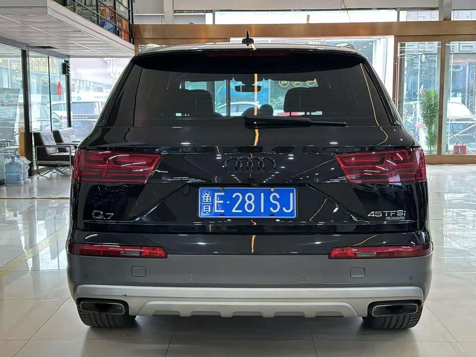 Audi Q7 Audi Q7