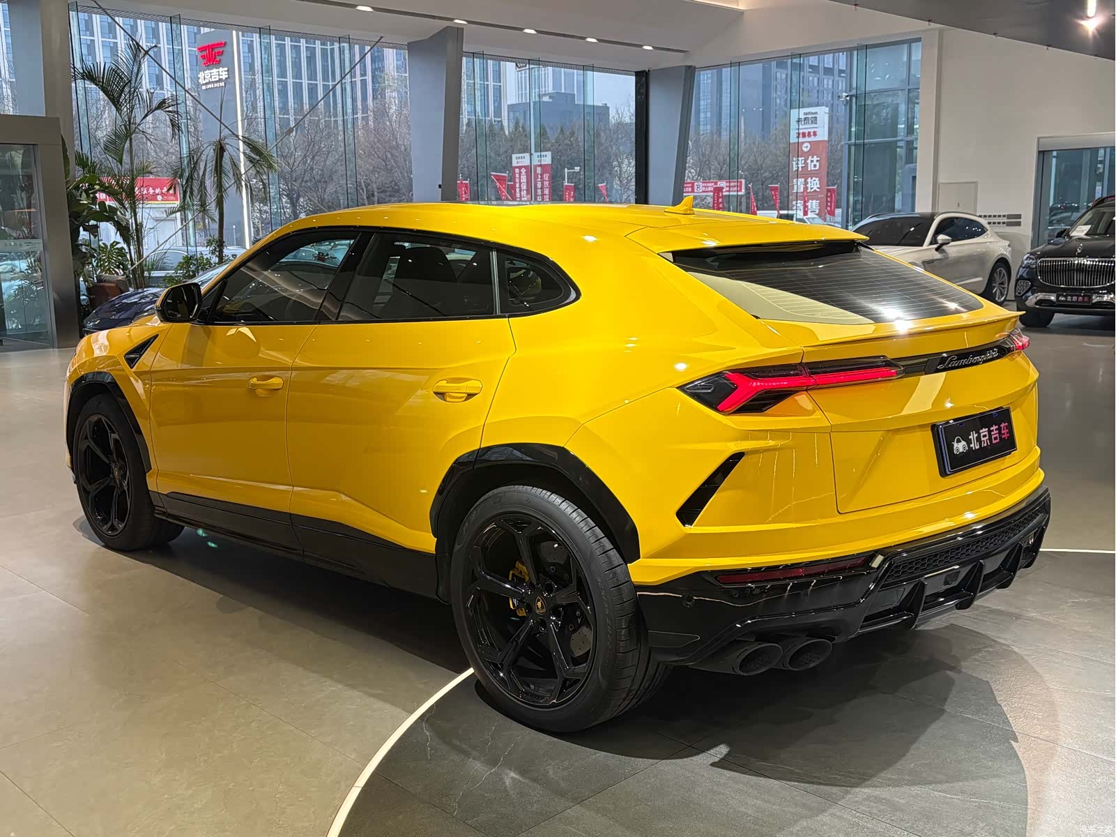 Lamborghini Urus, 2019 6