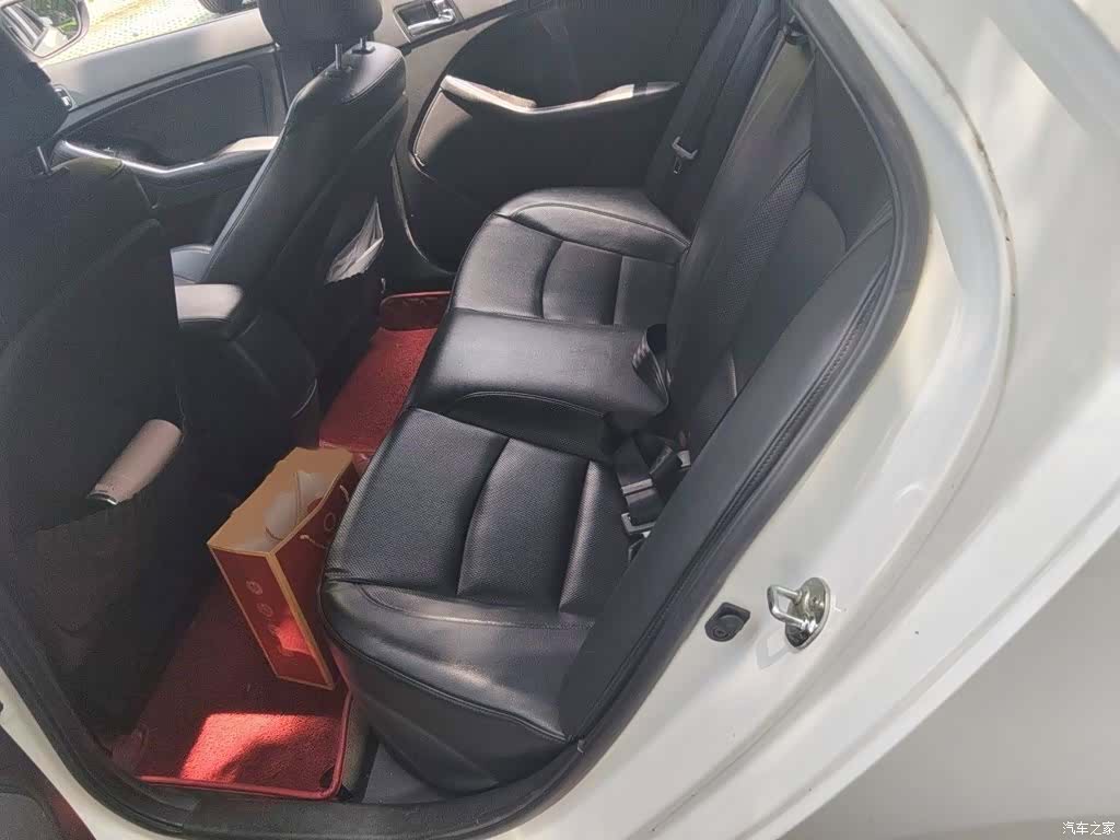 Kia K5, 2014 15