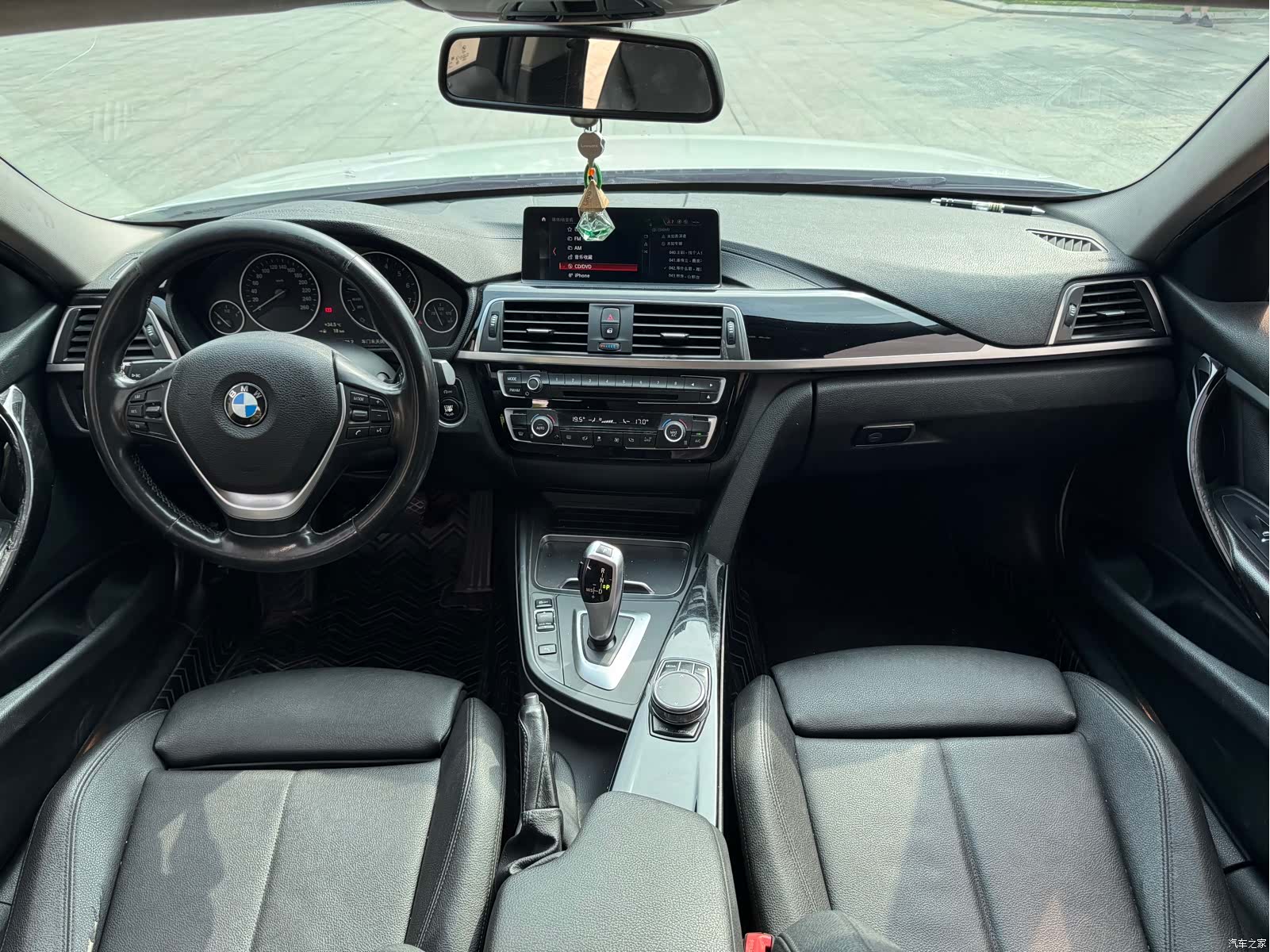 BMW 3 Series, 2019 12