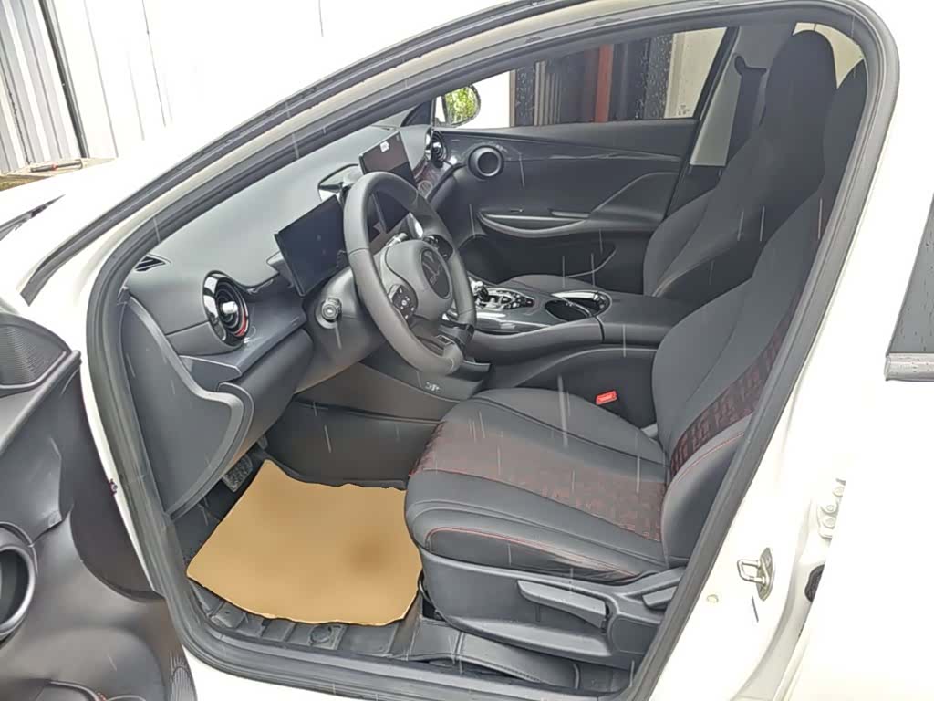 BYD E2, 2023 17