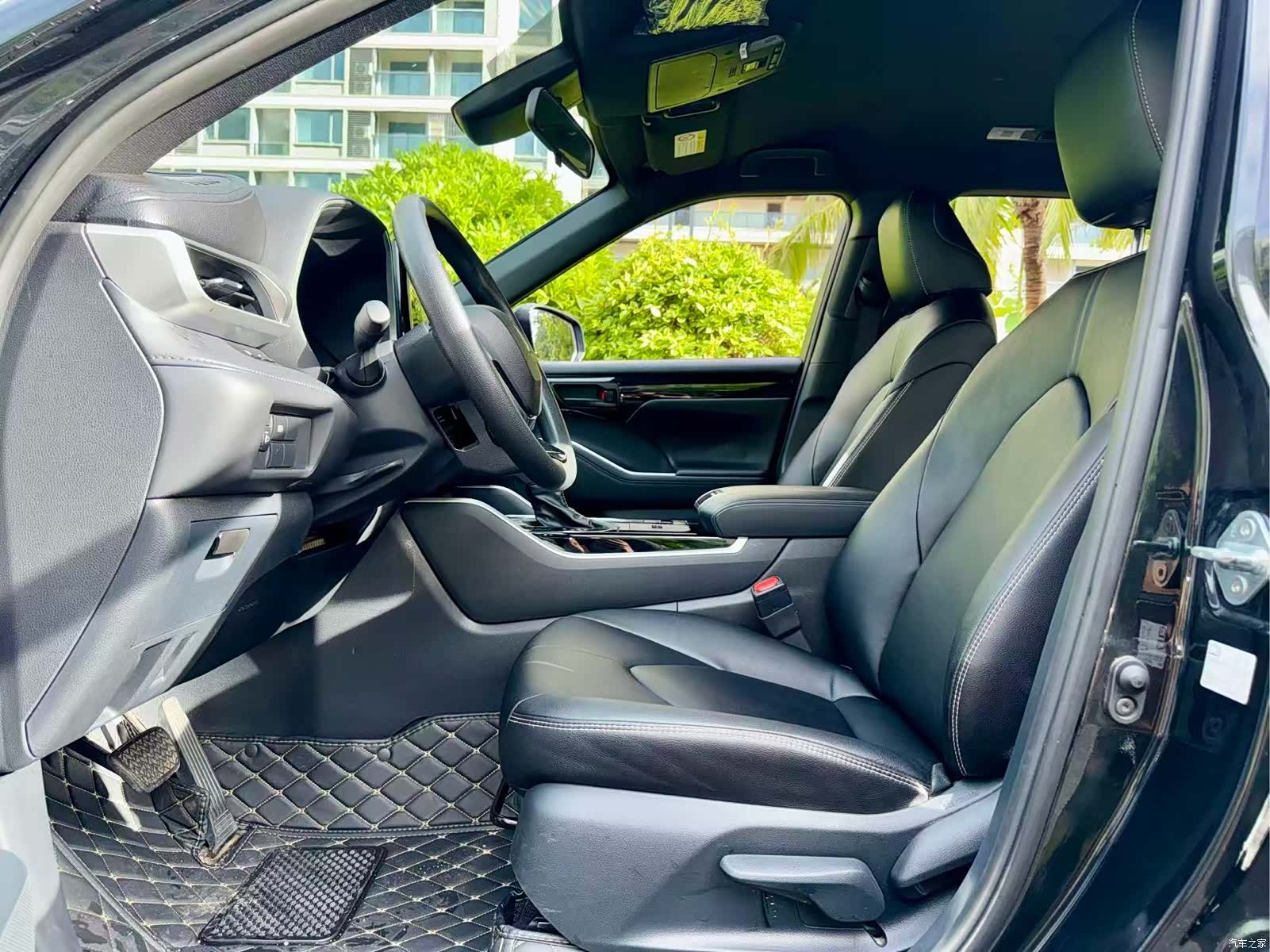 Toyota Crown, 2023 4