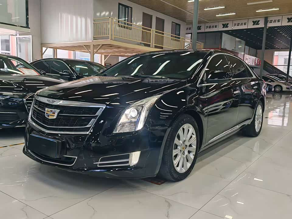 Cadillac XTS