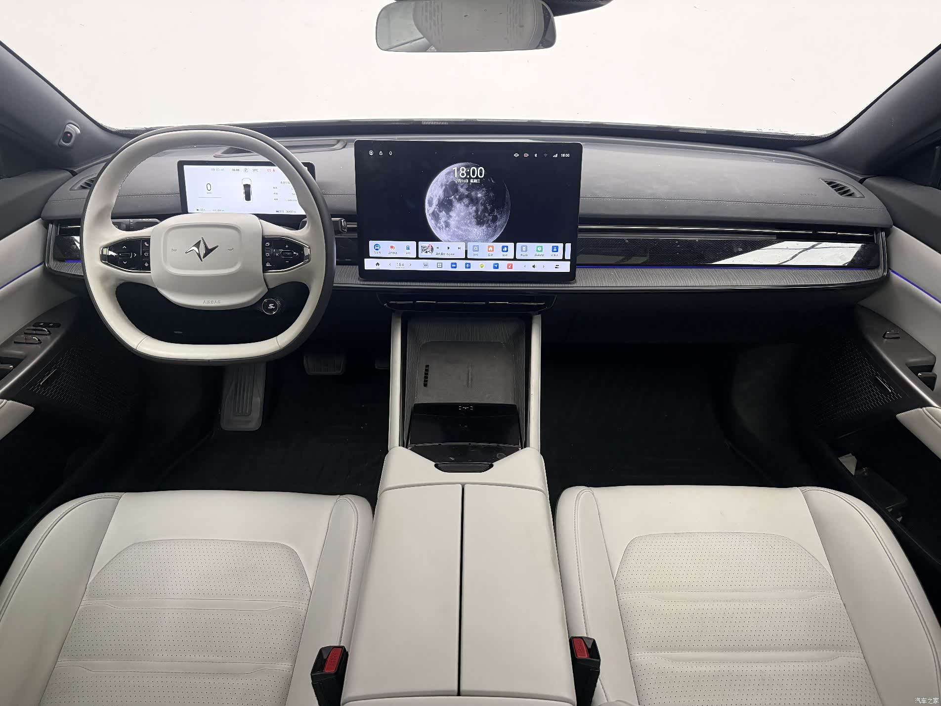 DongFeng eπ007, 2024 13