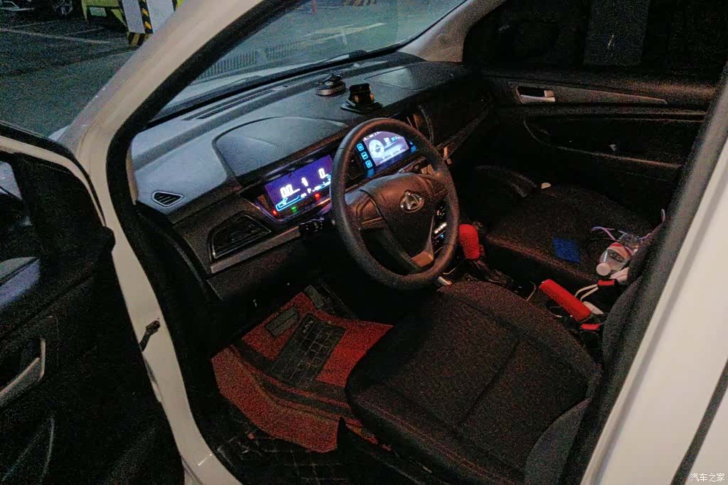 Changan A600EV, 2021 9