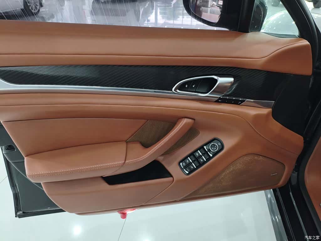 Porsche Panamera, 2013 4