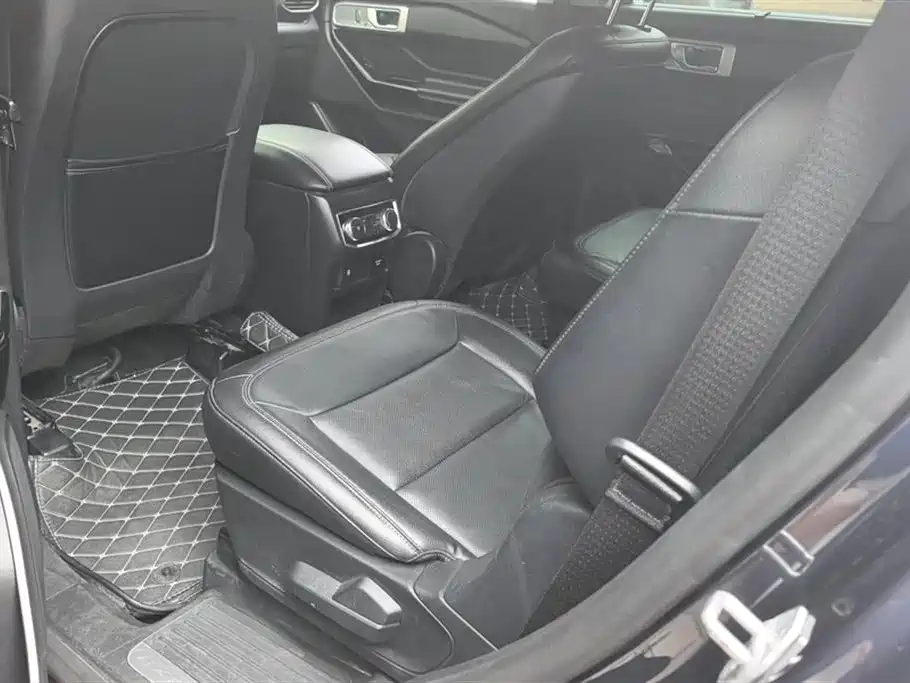 Ford Explorer Ford Explorer