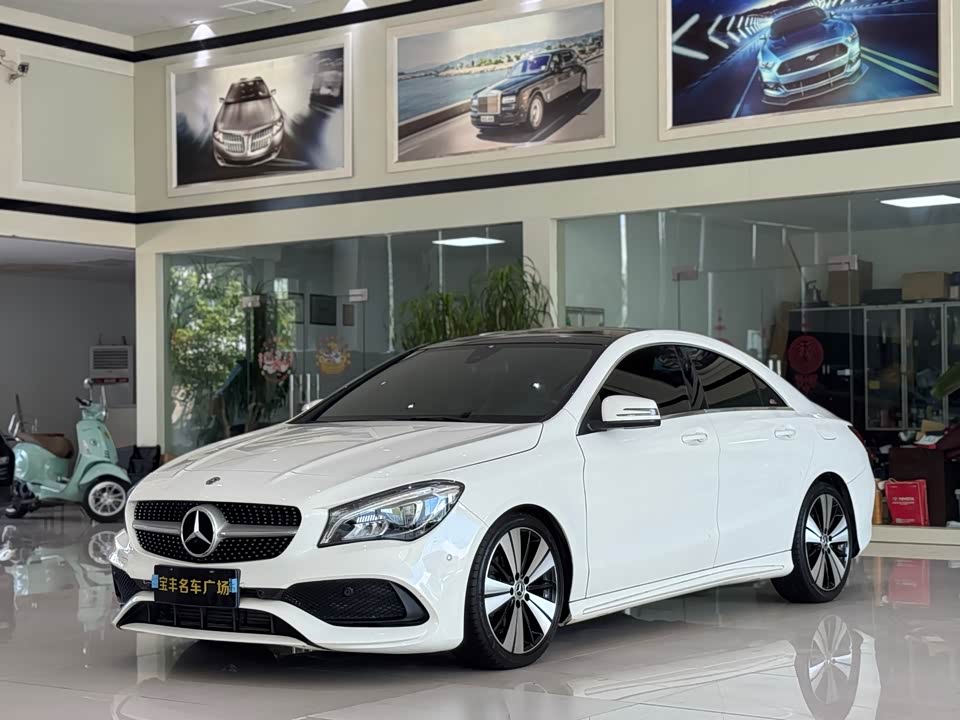 Mercedes-Benz CLA Mercedes-Benz CLA