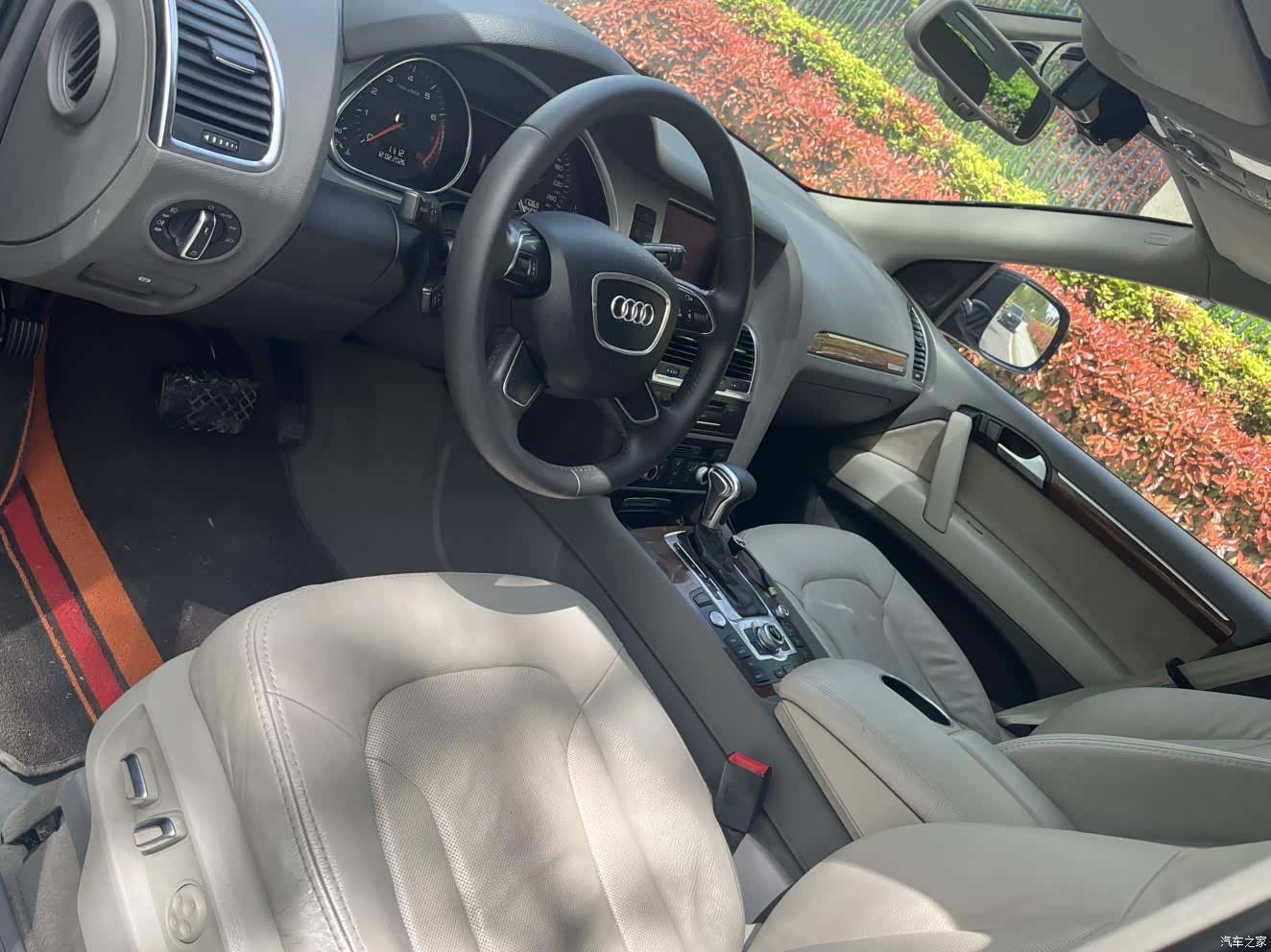 Audi Q7, 2014 6