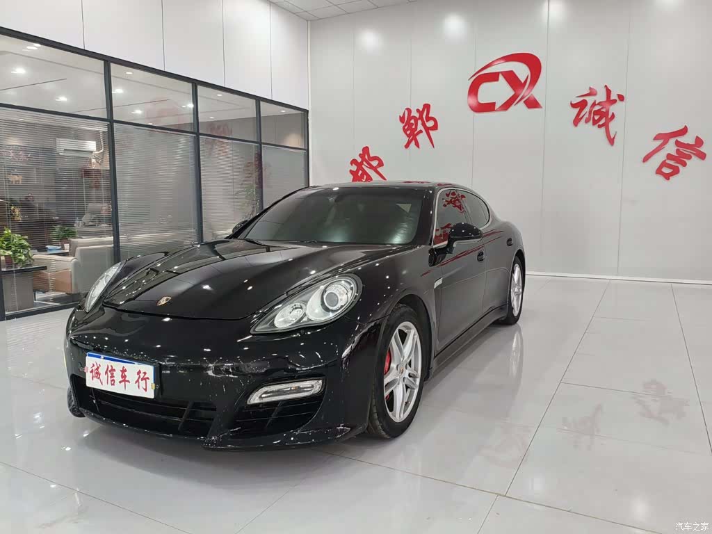 Porsche Panamera, 2013 1