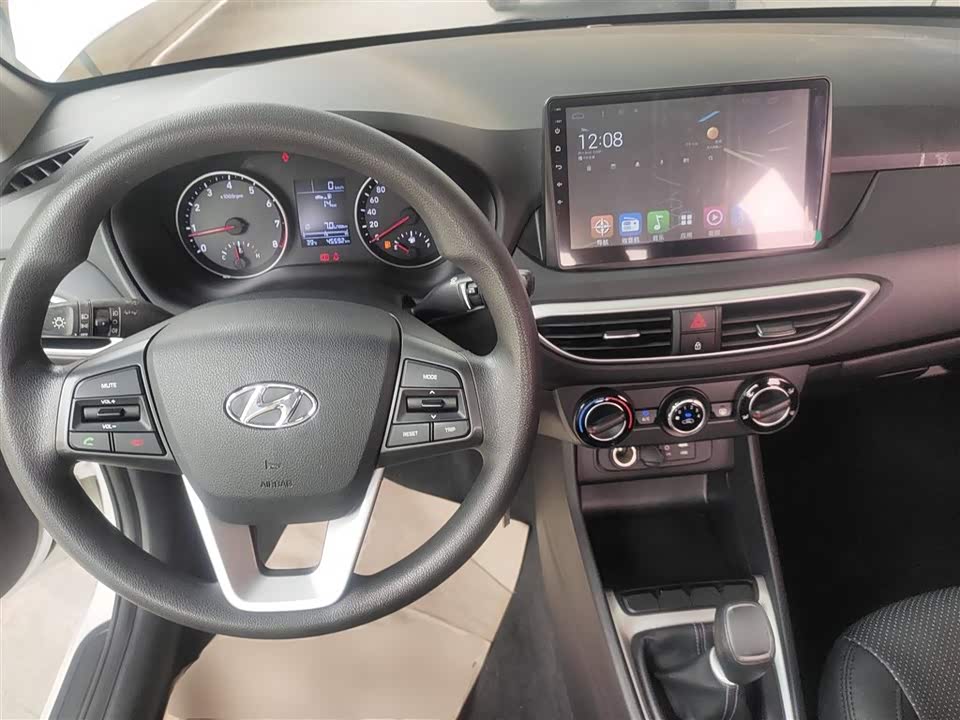 Hyundai Yuedong