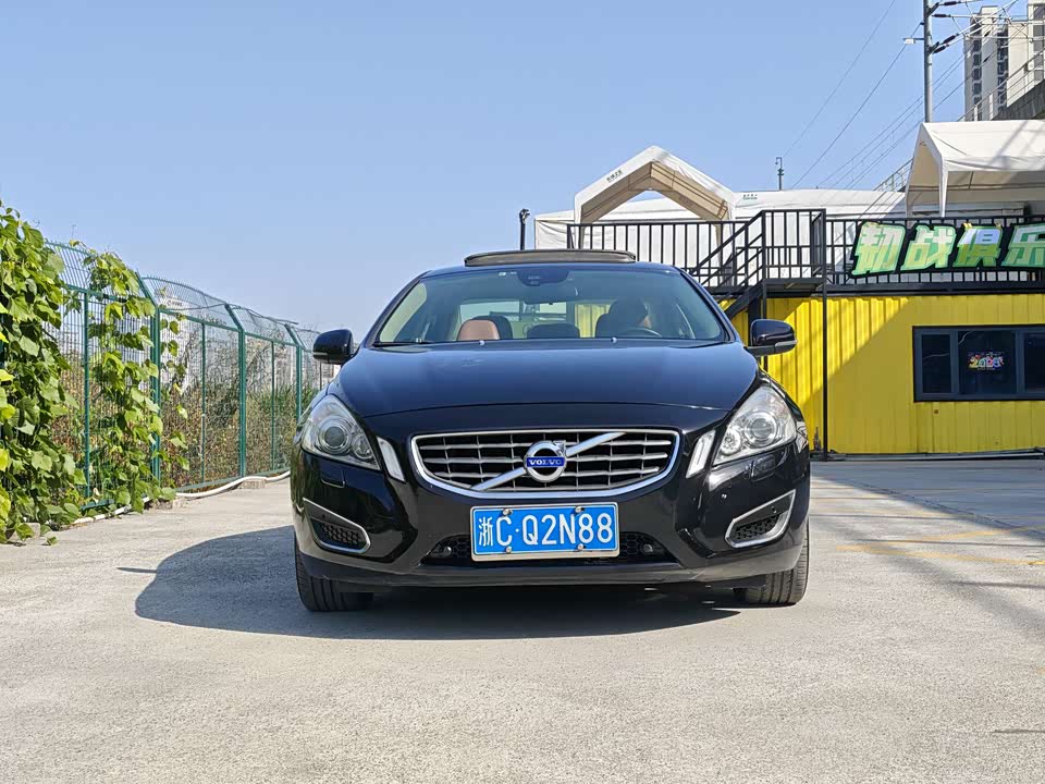 Volvo S60