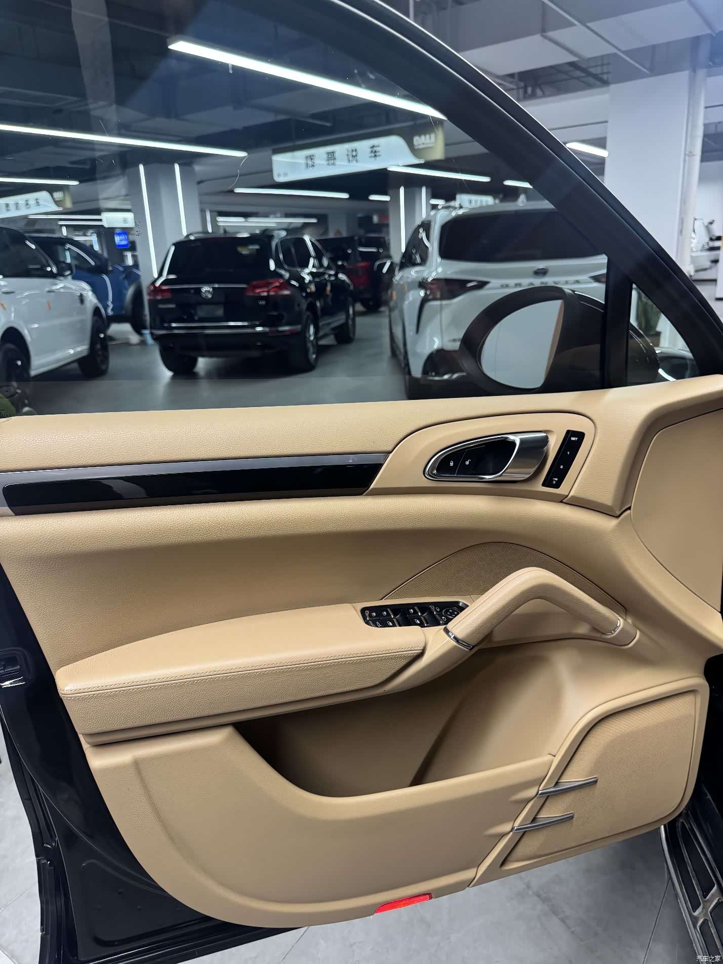 Porsche Cayenne, 2013 12
