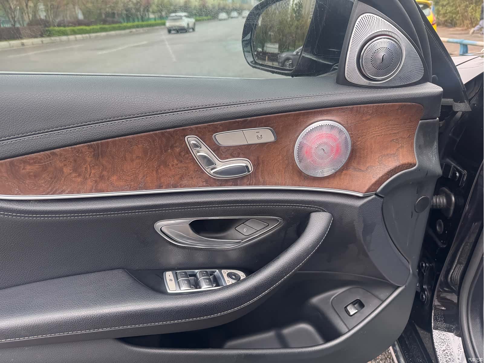 Mercedes-Benz E-Class, 2017 13