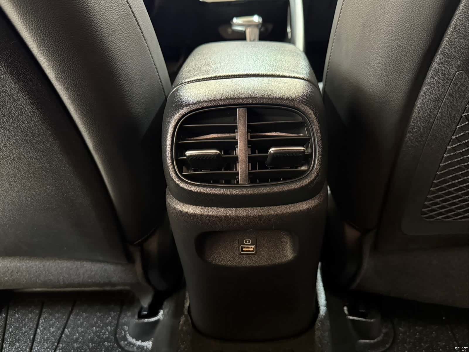 Hyundai Elantra, 2022 19