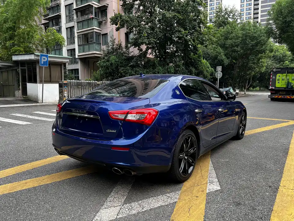 Maserati Ghibli
