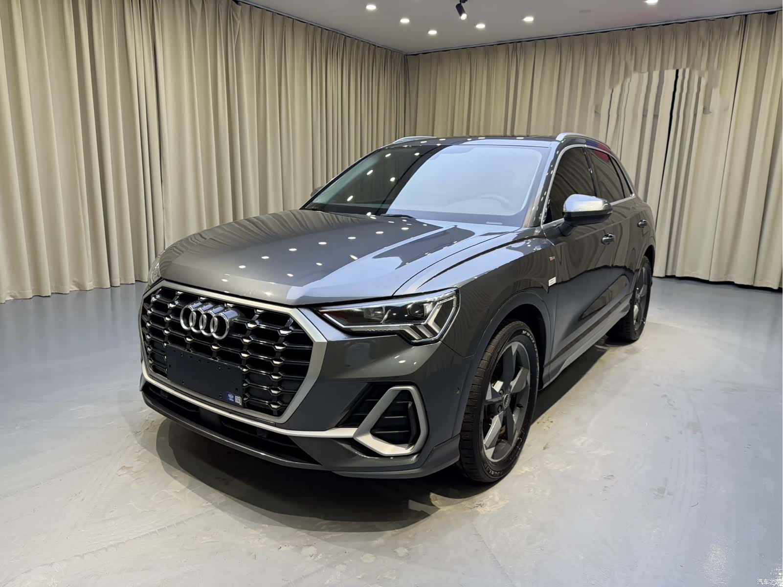 Audi Q3, 2022 1