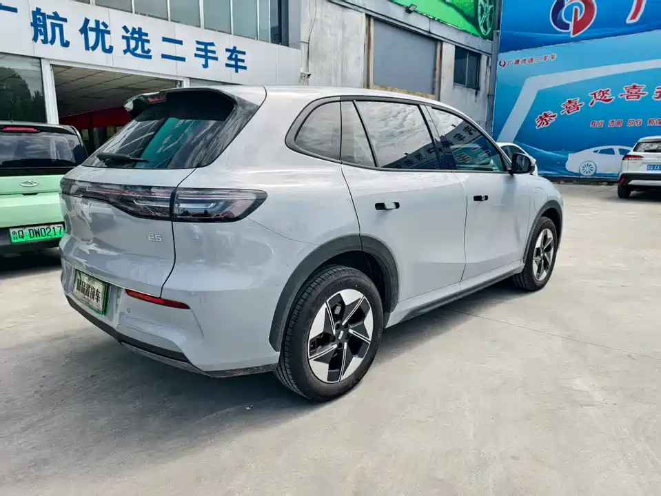 Geely Galaxy Galaxy E5