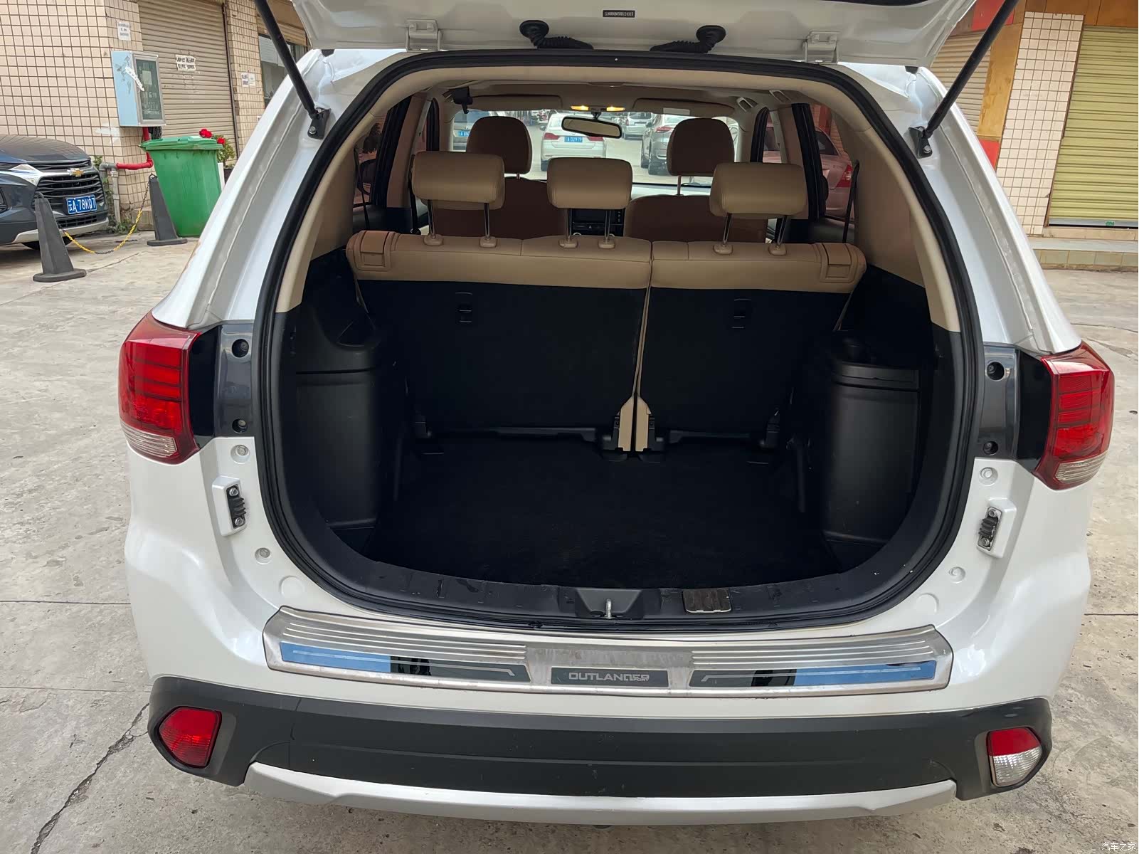 Mitsubishi Outlander, 2018 11