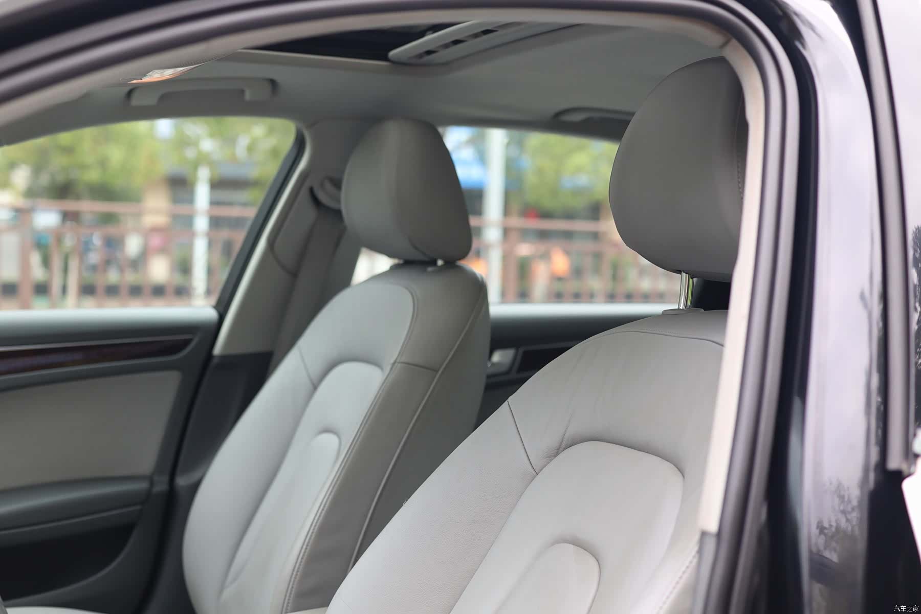 Audi A4L, 2013 16