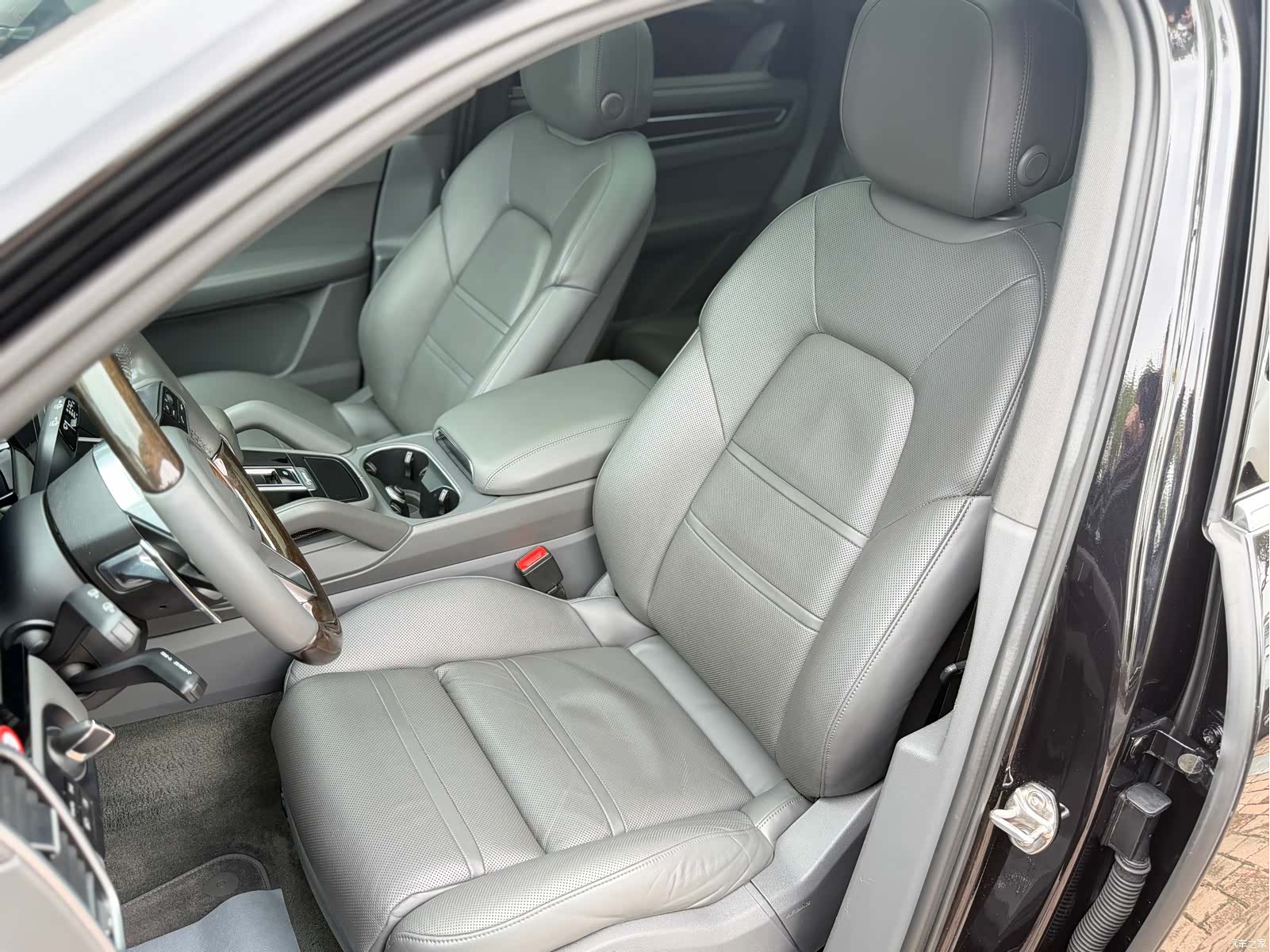 Porsche Cayenne, 2018 19