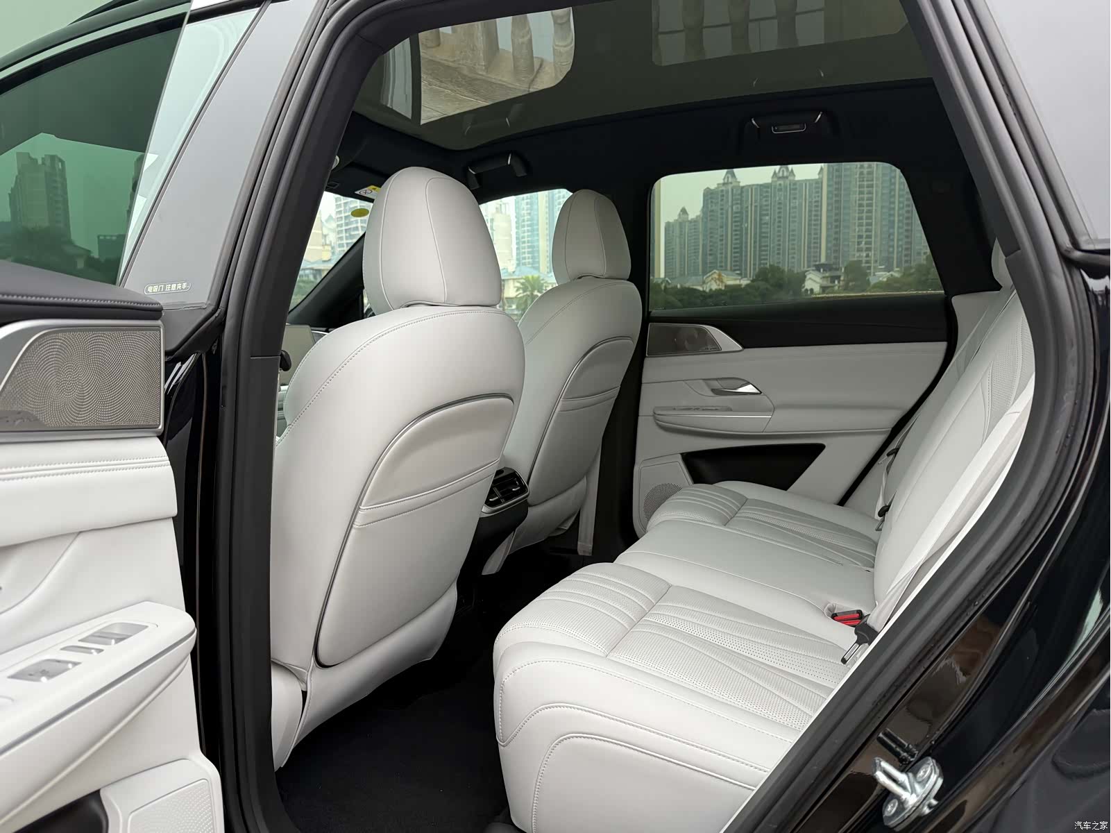 Xpeng G9, 2025 6