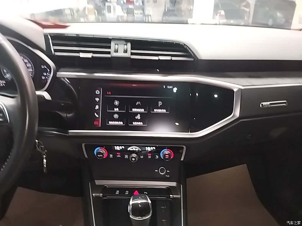 Audi Q3, 2019 13