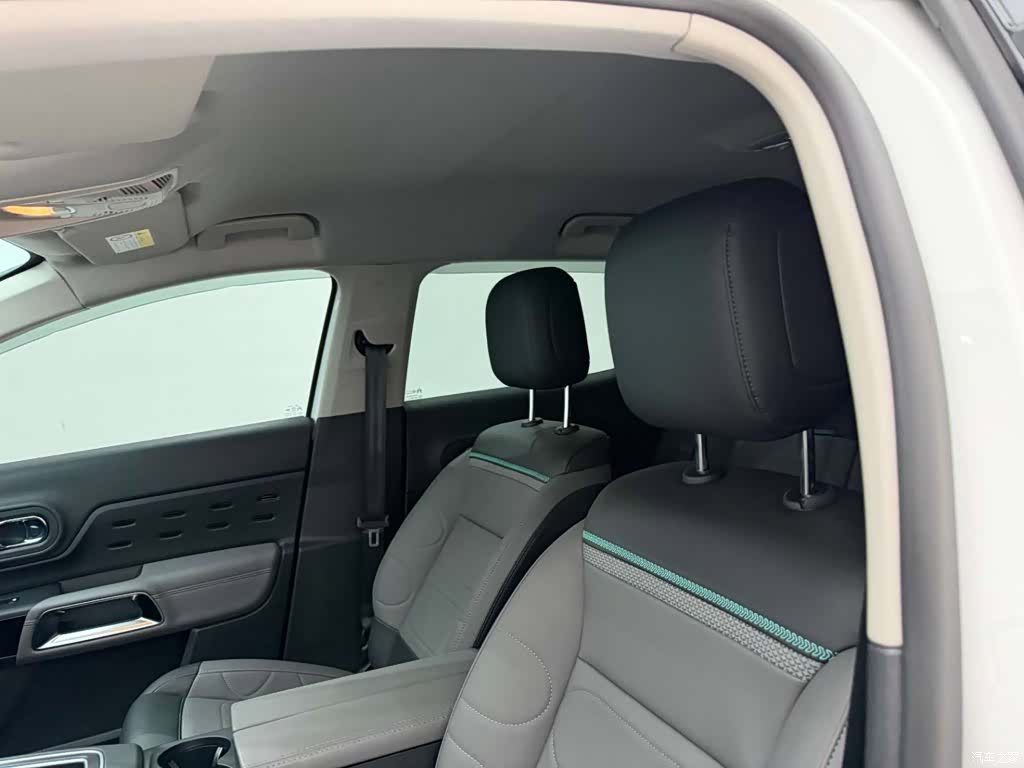Citroen C5 Aircross, 2024 16