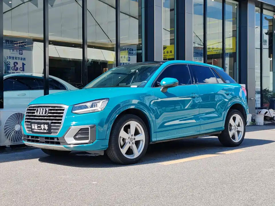 Audi Q2L