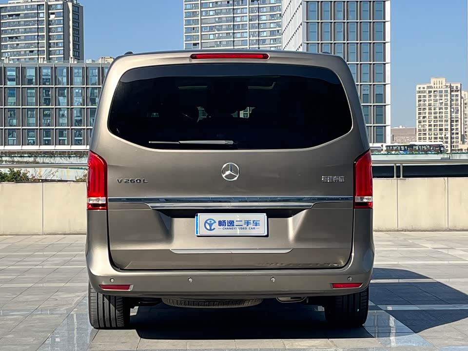 Mercedes-Benz V-class
