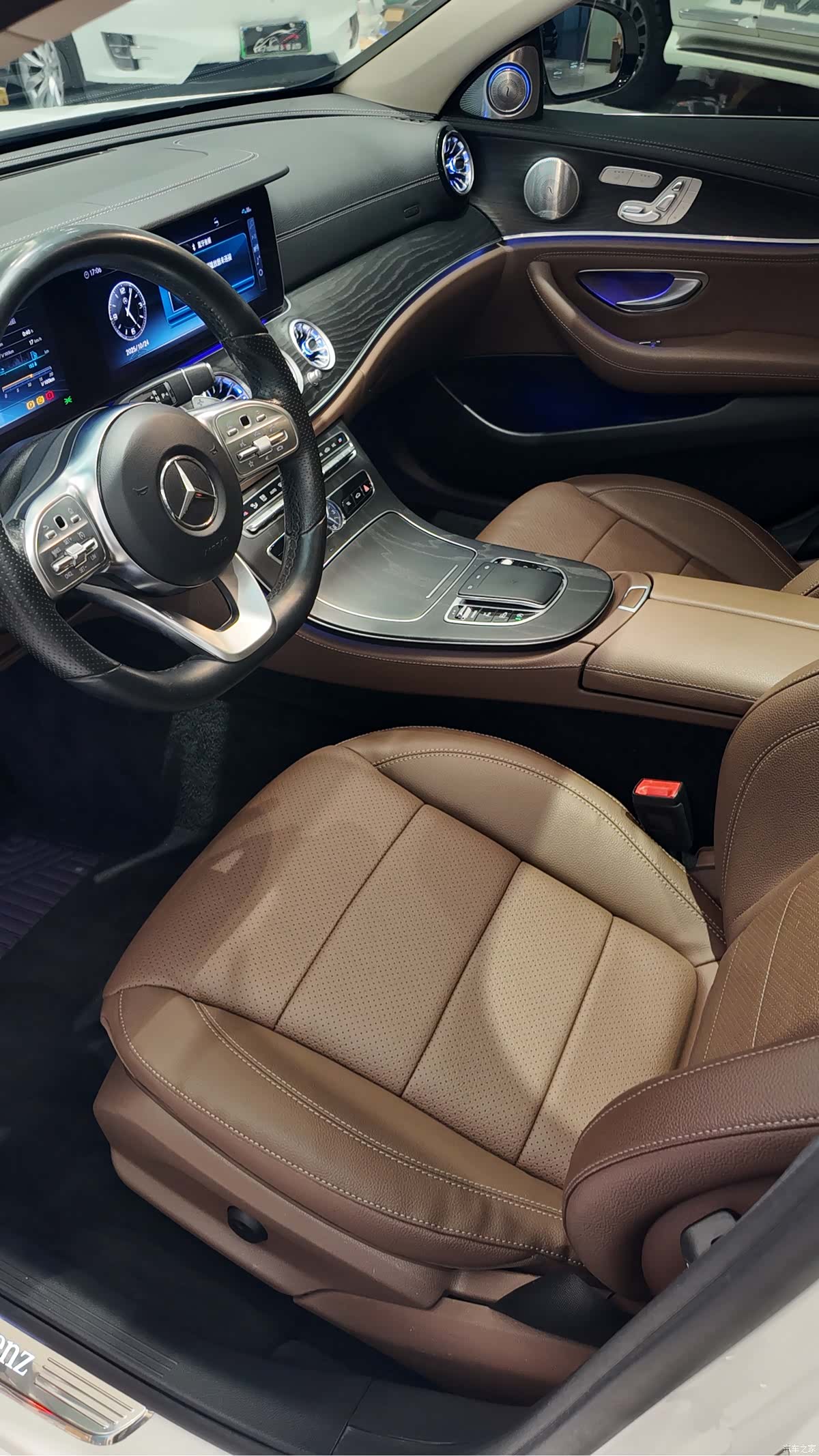 Mercedes-Benz E-Class, 2019 7