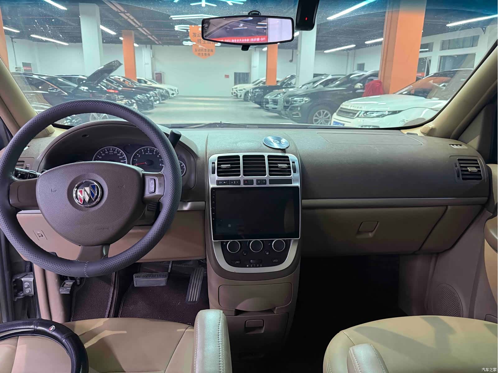 Buick GL8, 2015 15