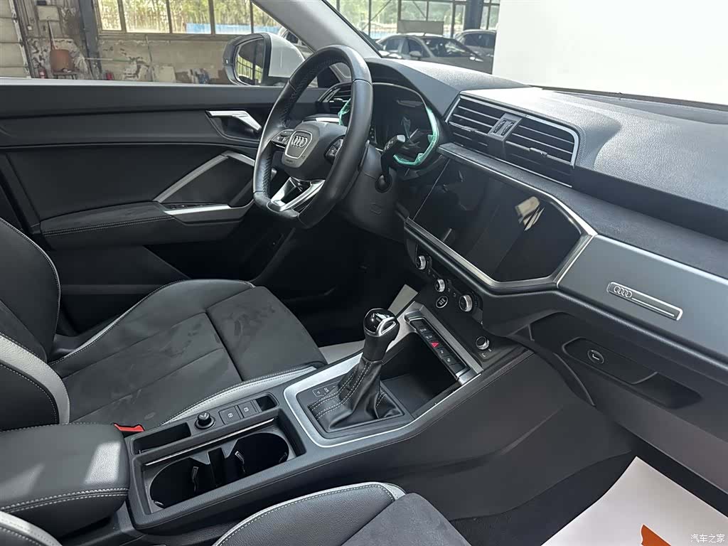 Audi Q3, 2022 30